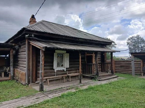 Экспонат размером с дом. В Национальном музее УОБО расширилась выставка под открытым небом